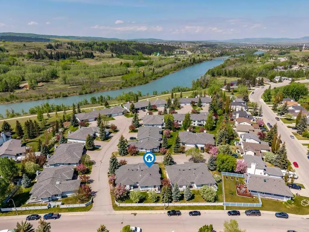 8 Riverview Circle Cochrane AB T4C1X1