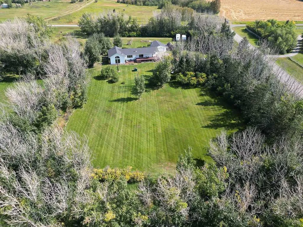 118018 380 Avenue E Rural Foothills County AB T1V 1N3