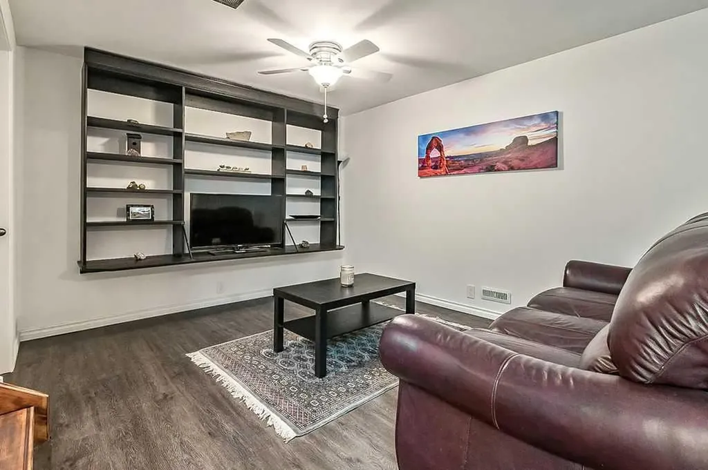118018 380 Avenue E Rural Foothills County AB T1V 1N3