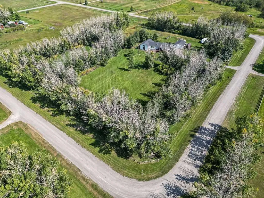 118018 380 Avenue E Rural Foothills County AB T1V 1N3