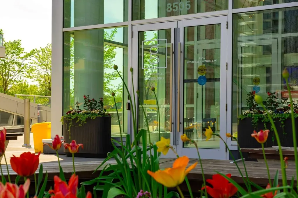 8445 Broadcast Avenue SW Calgary AB T3H 6B6