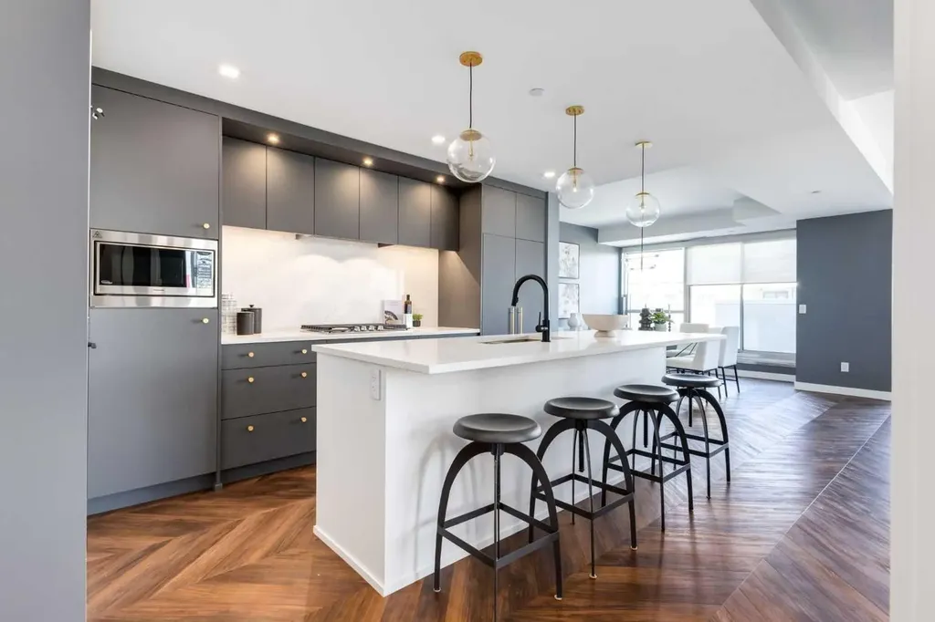 8445 Broadcast Avenue SW Calgary AB T3H 6B6