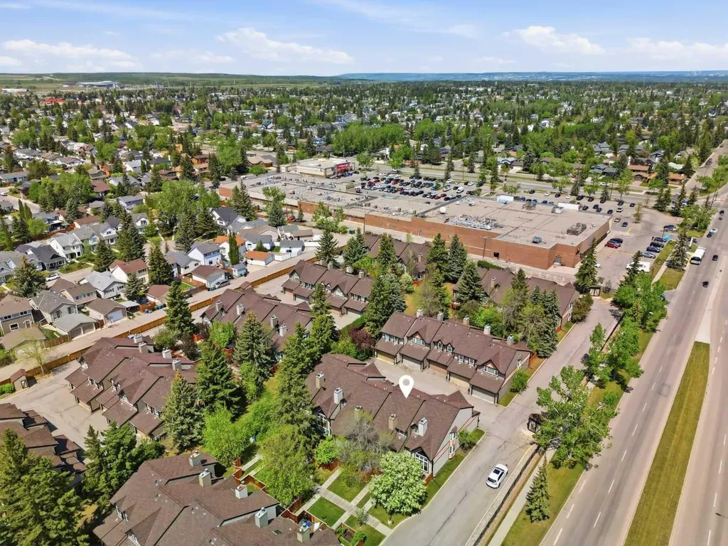 12625 24 Street SW Calgary AB T2W 4B1