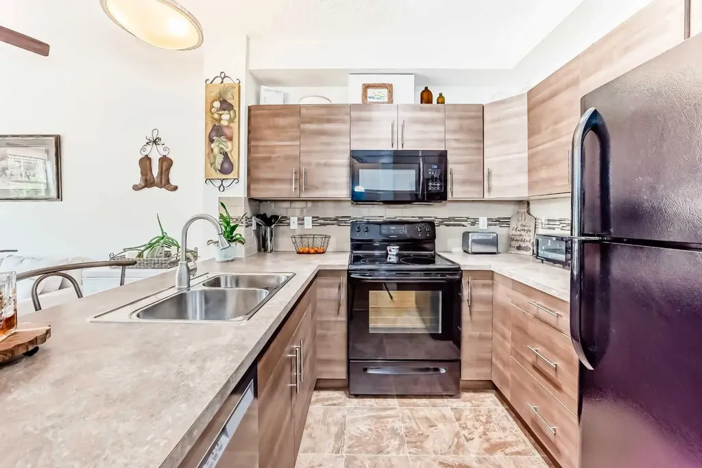 207 Sunset Drive Cochrane AB T4C 0H7
