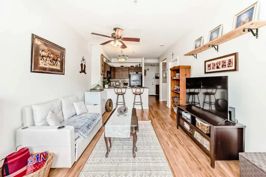 207 Sunset Drive Cochrane AB T4C 0H7
