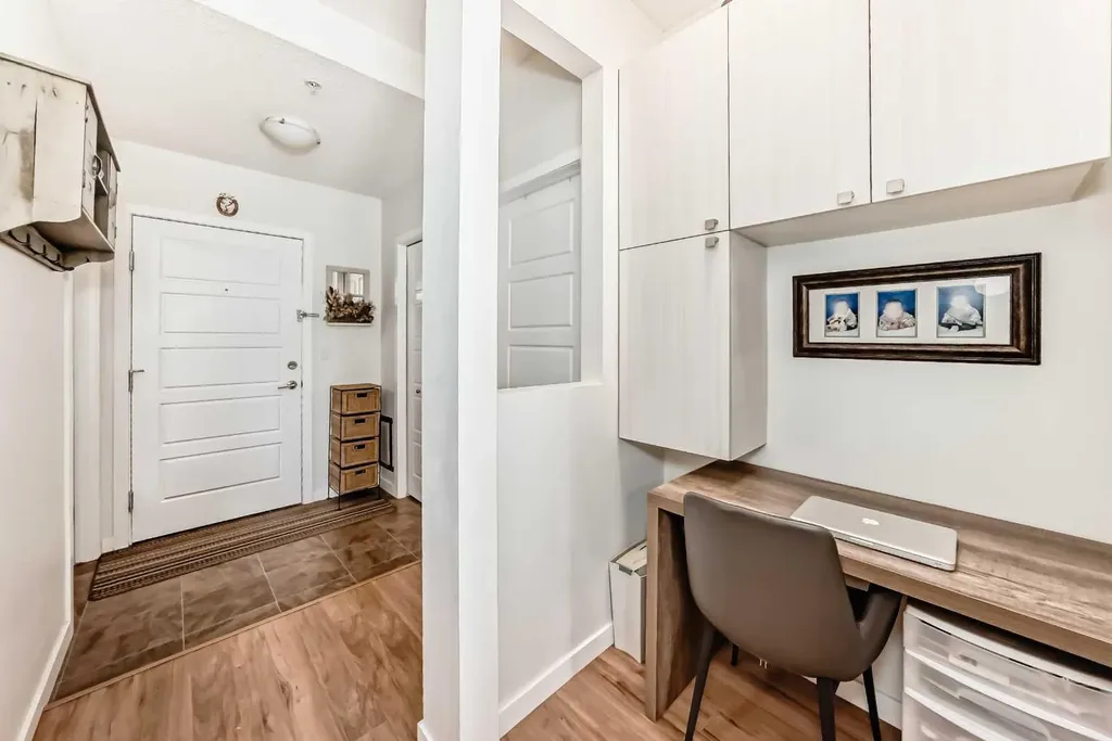 207 Sunset Drive Cochrane AB T4C 0H7