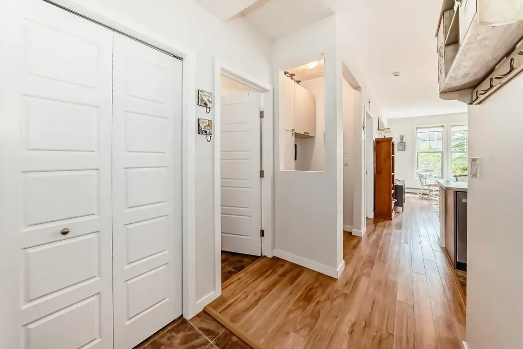 207 Sunset Drive Cochrane AB T4C 0H7