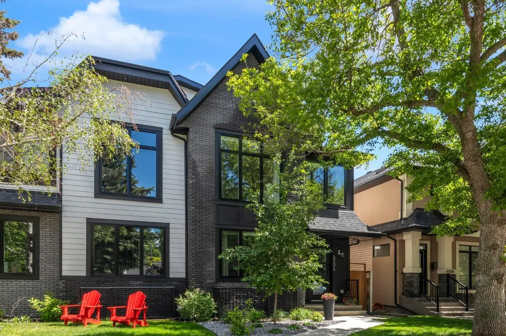 4204 16a Street SW Calgary AB T2T 4L4