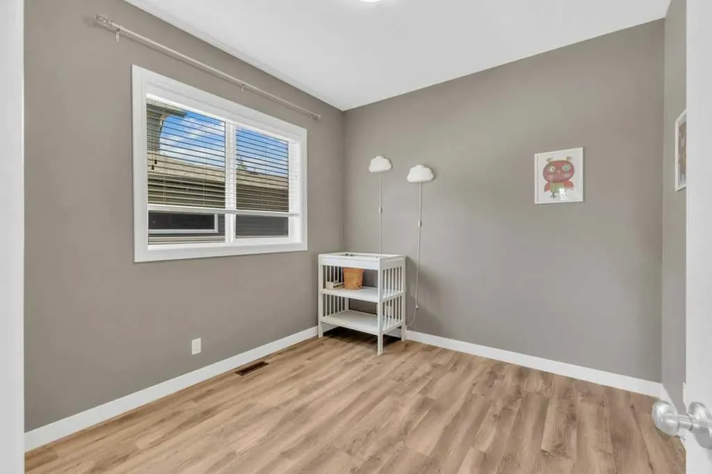 17 Mckelvey Close Blackfalds AB T4M 0B1