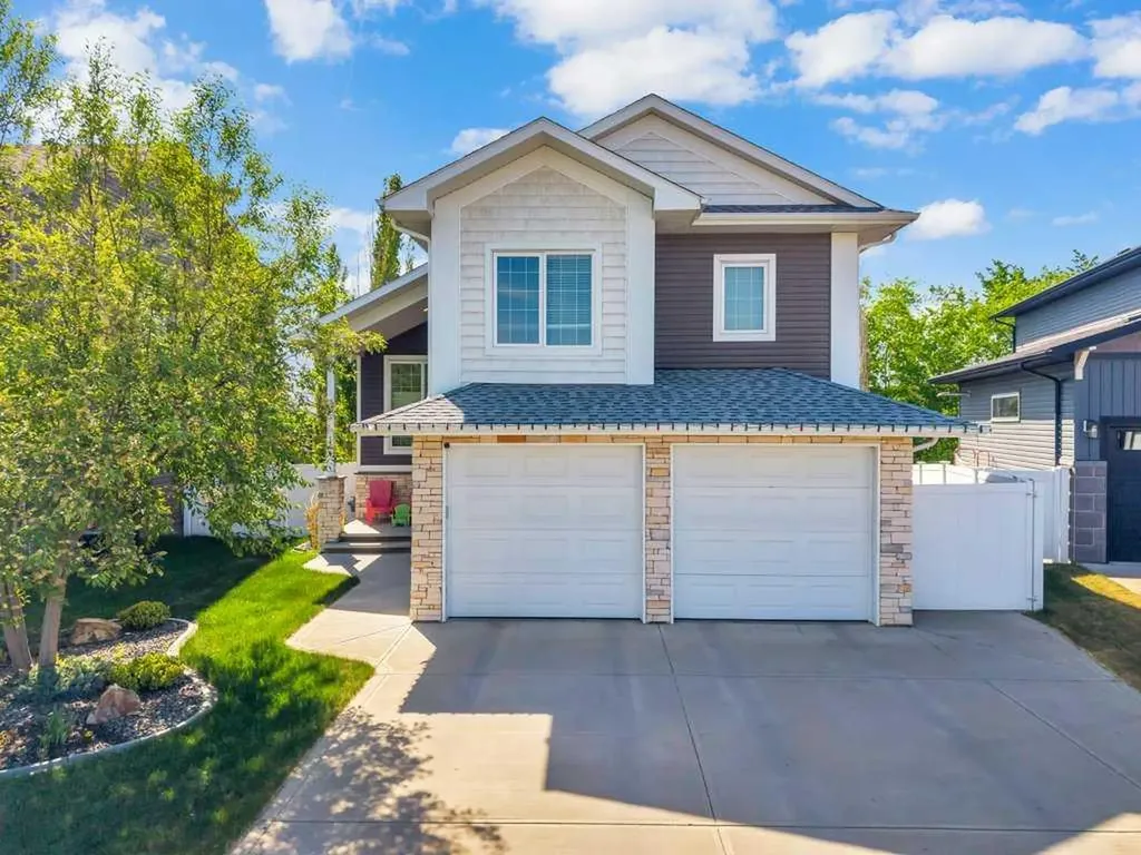 17 Mckelvey Close Blackfalds AB T4M 0B1