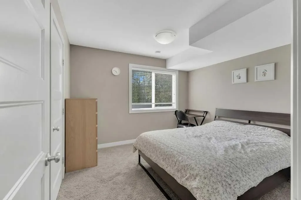 17 Mckelvey Close Blackfalds AB T4M 0B1