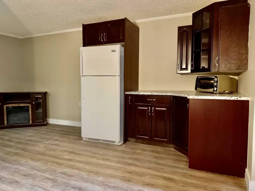 100 Silica Place Fort Mcmurray AB t9h2z8