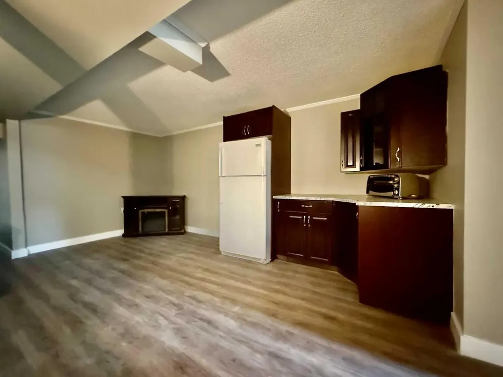 100 Silica Place Fort Mcmurray AB t9h2z8