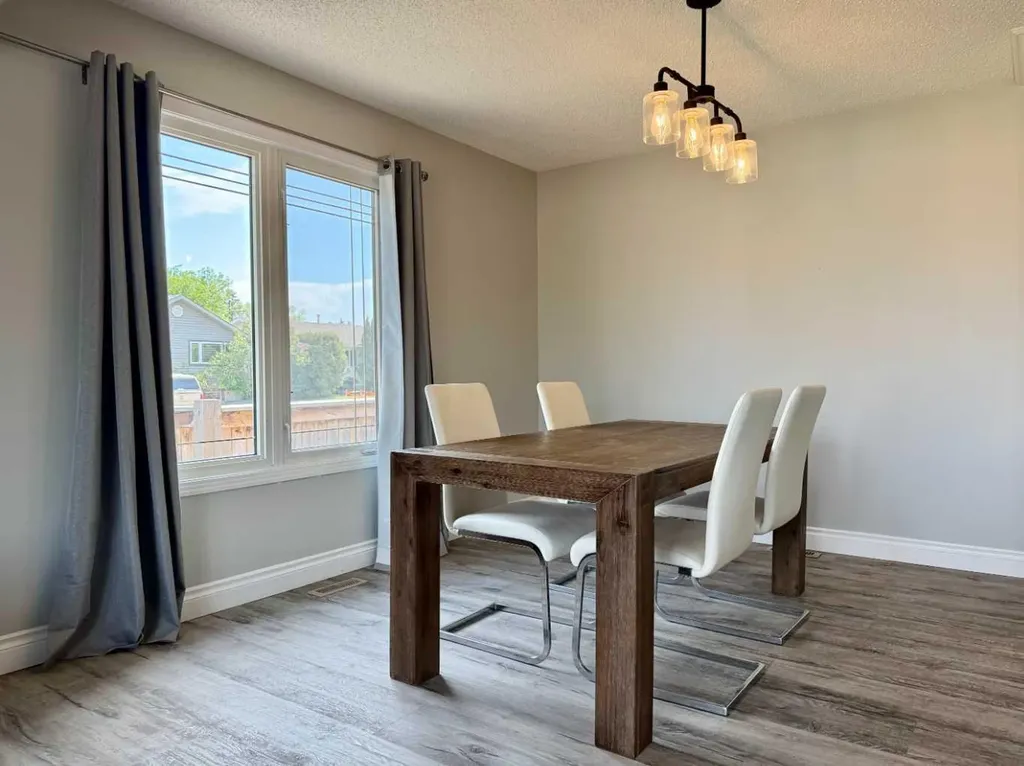 100 Silica Place Fort Mcmurray AB t9h2z8