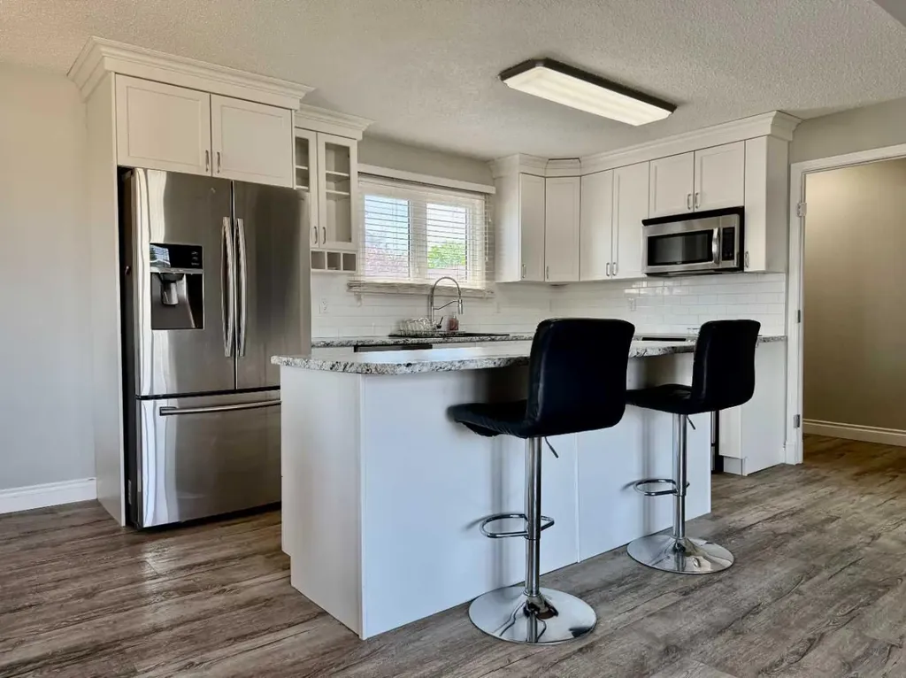 100 Silica Place Fort Mcmurray AB t9h2z8
