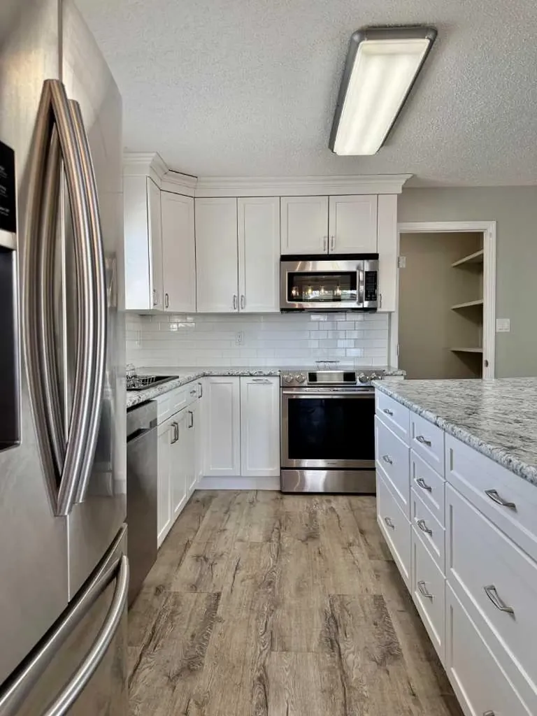 100 Silica Place Fort Mcmurray AB t9h2z8