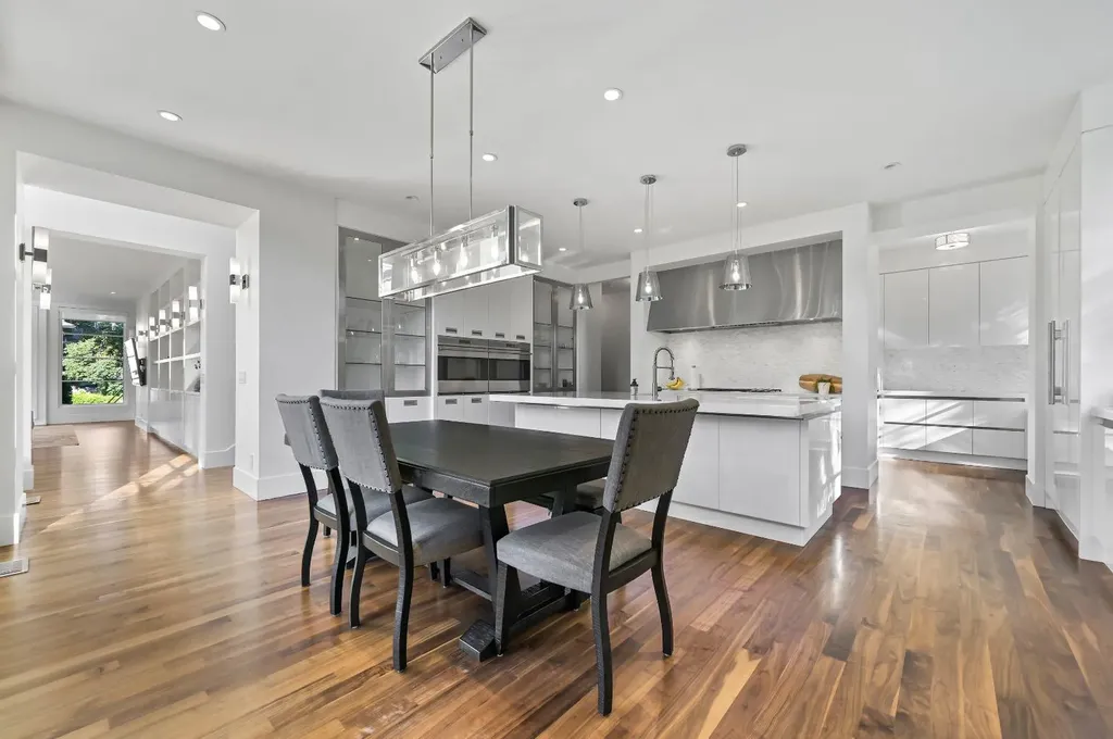 3926 9 Street SW Calgary AB T2T 3E2