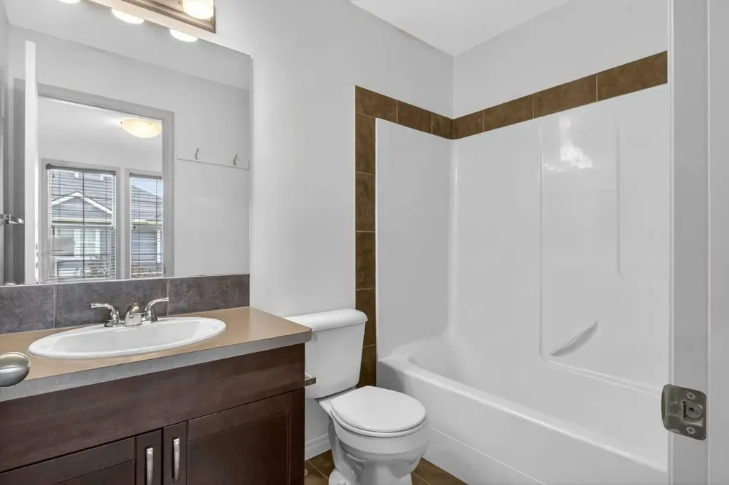 128 Auburn Bay Common SE Calgary AB T3M 0M5