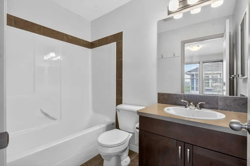 128 Auburn Bay Common SE Calgary AB T3M 0M5