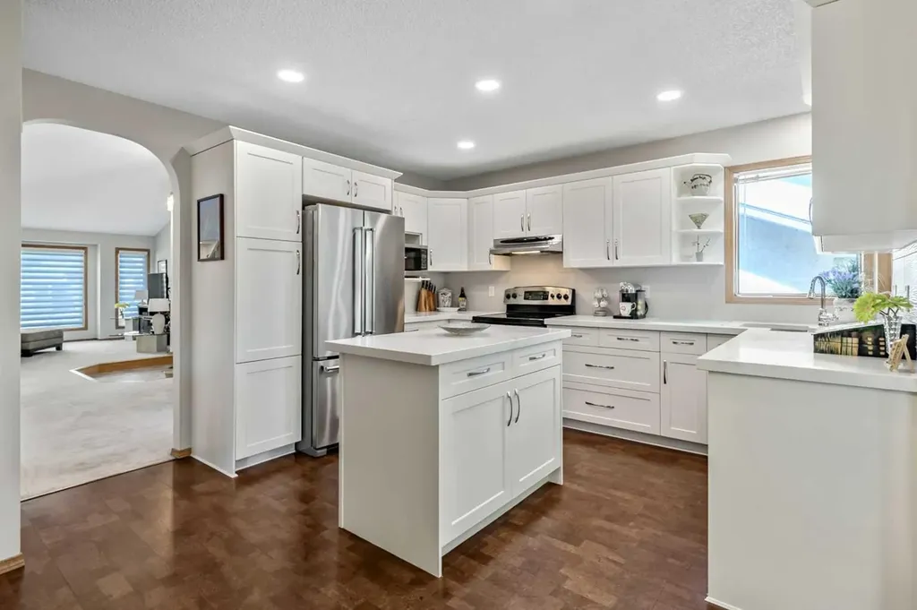 1483 Sunwood Road SE Calgary AB T2X2K5
