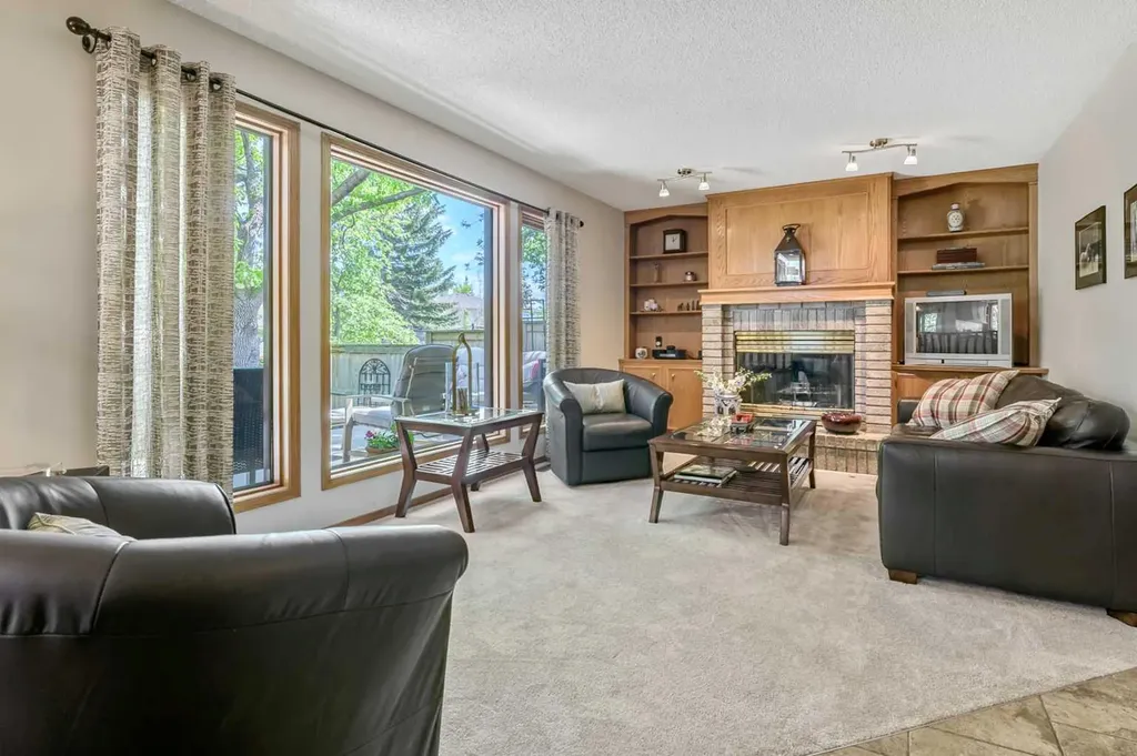 1483 Sunwood Road SE Calgary AB T2X2K5