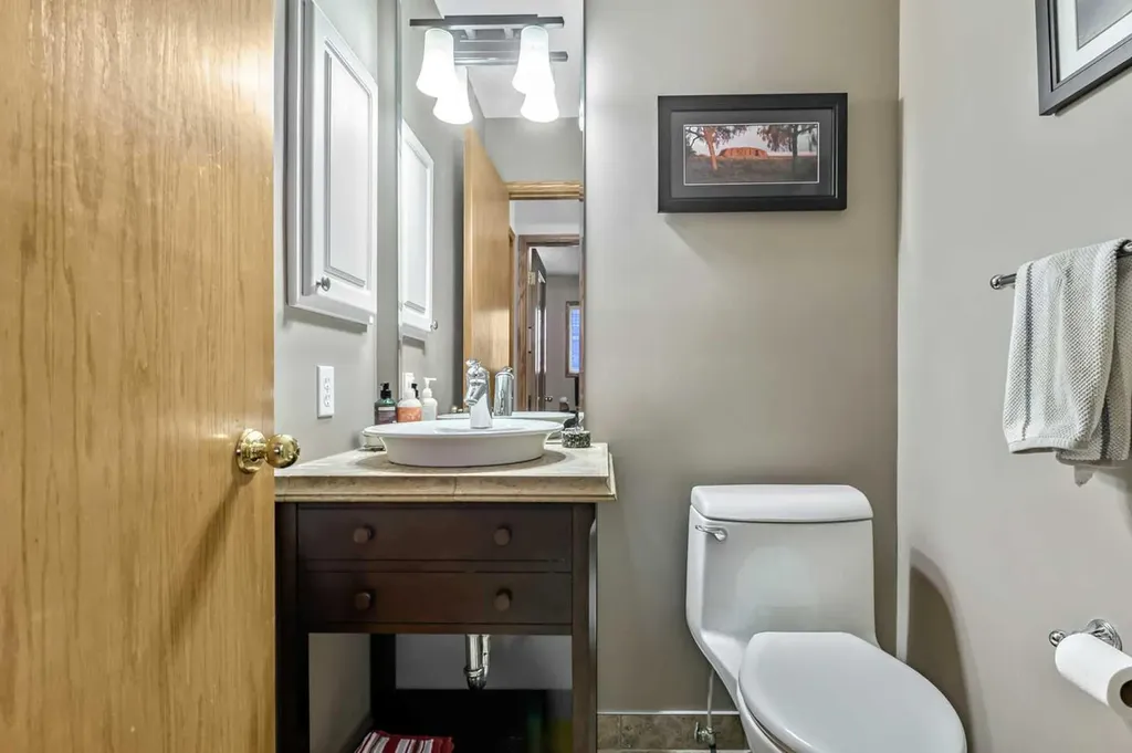 1483 Sunwood Road SE Calgary AB T2X2K5