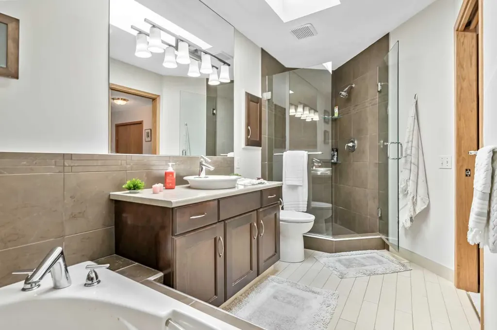 1483 Sunwood Road SE Calgary AB T2X2K5