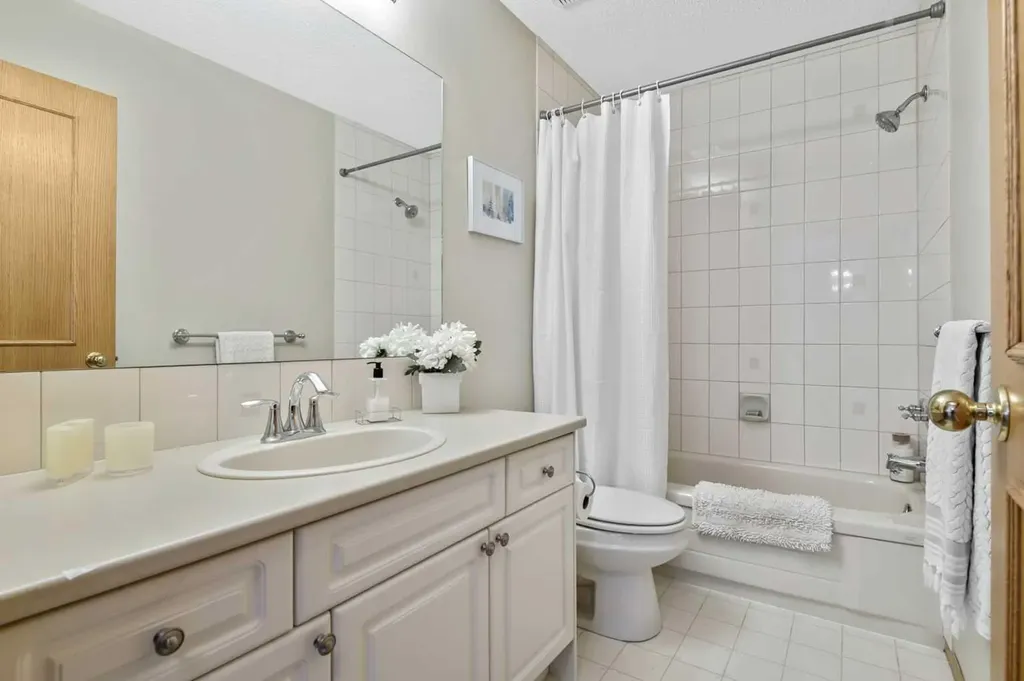 1483 Sunwood Road SE Calgary AB T2X2K5