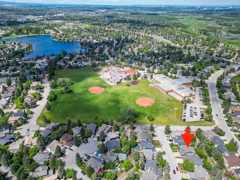 1483 Sunwood Road SE Calgary AB T2X2K5