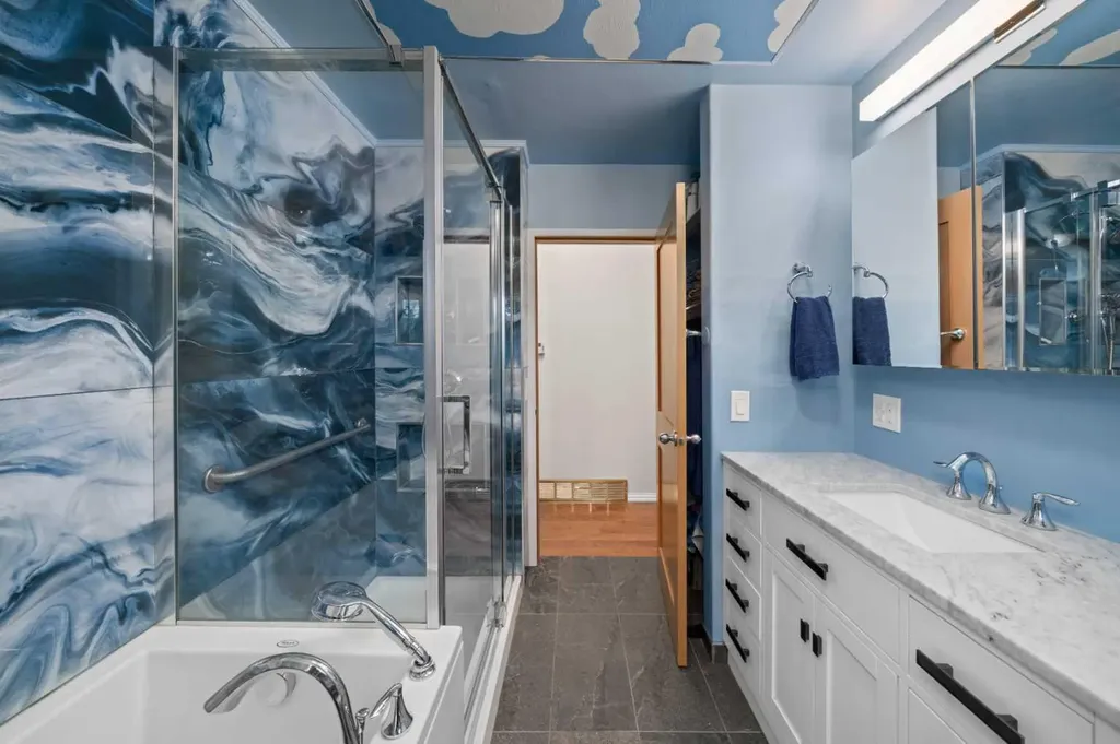 2219 41 Street SE Calgary AB T2B 1C8