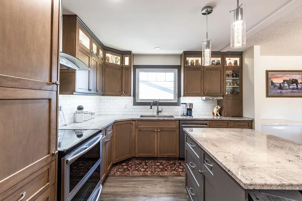 9 Rossmere Avenue SE Medicine Hat AB T1B2P4