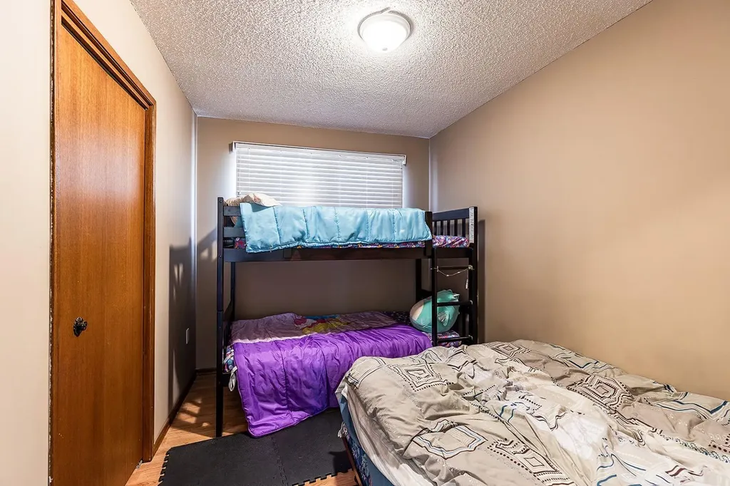 9 Rossmere Avenue SE Medicine Hat AB T1B2P4