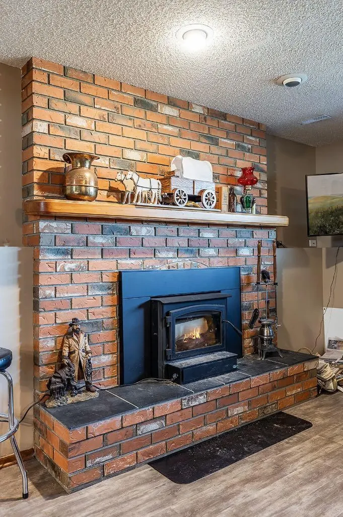 9 Rossmere Avenue SE Medicine Hat AB T1B2P4