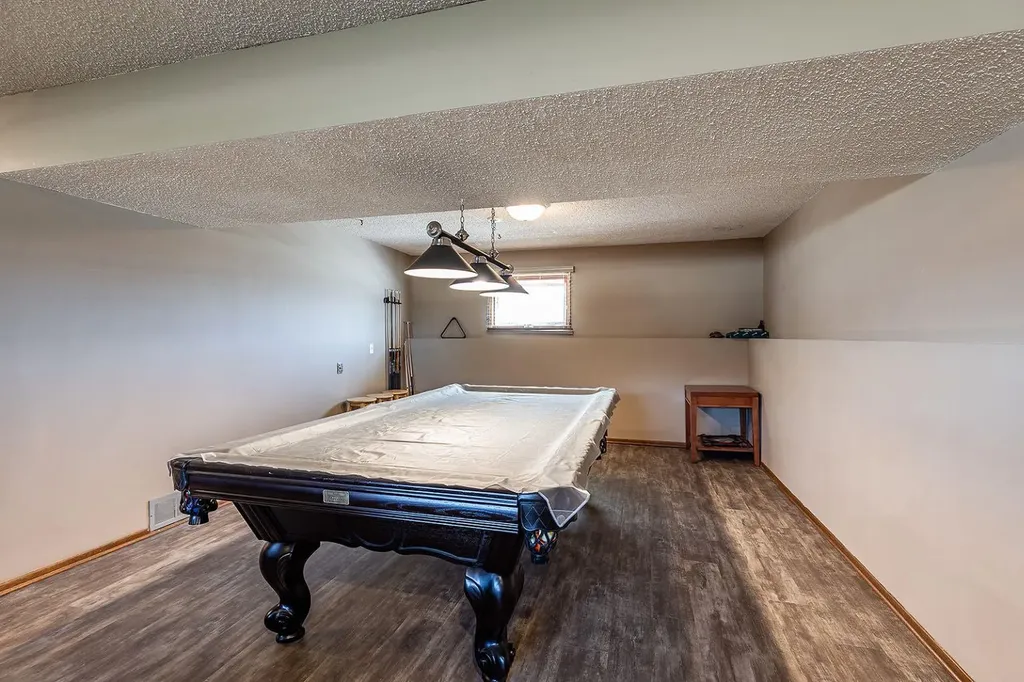 9 Rossmere Avenue SE Medicine Hat AB T1B2P4