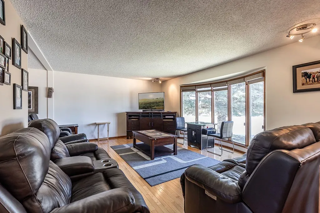 9 Rossmere Avenue SE Medicine Hat AB T1B2P4