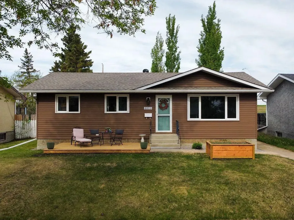 4414 67 Street Camrose AB T4V 3B3