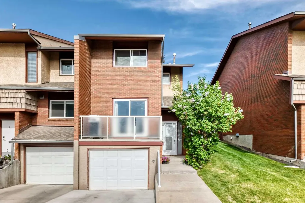 1305 Glenmore Trail SW Calgary AB T2V 4Y8