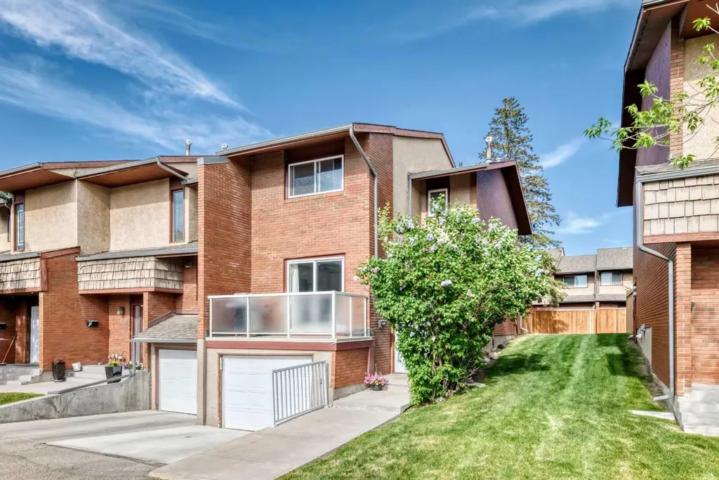1305 Glenmore Trail SW Calgary AB T2V 4Y8