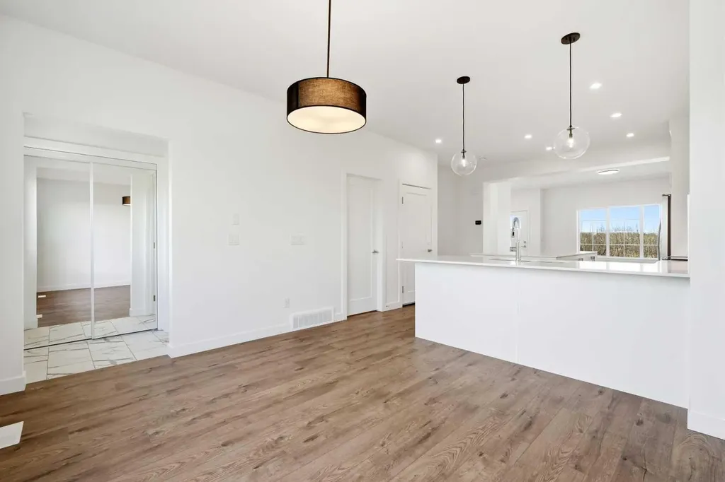 9993 Huxbury Drive NE Calgary AB T1X 0L4