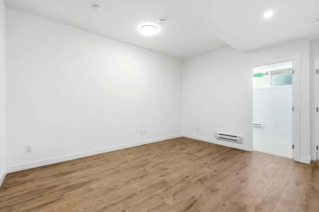 9993 Huxbury Drive NE Calgary AB T1X 0L4