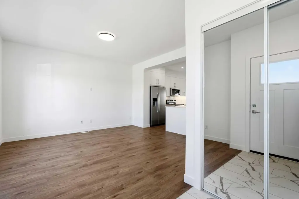 9993 Huxbury Drive NE Calgary AB T1X 0L4