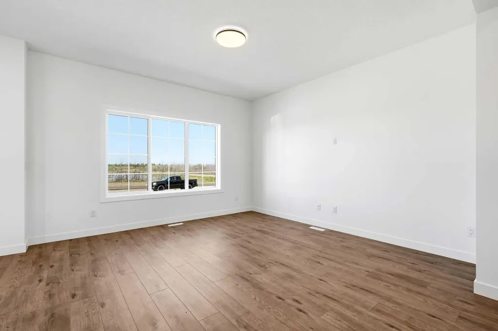 9993 Huxbury Drive NE Calgary AB T1X 0L4