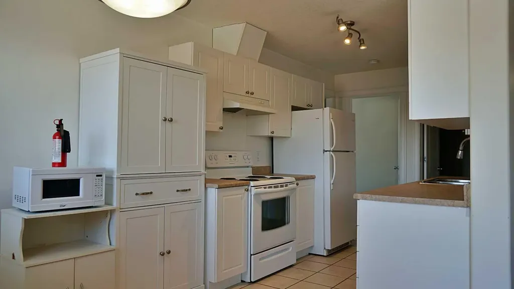 5101 18 Street Lloydminster AB T9V 2G7