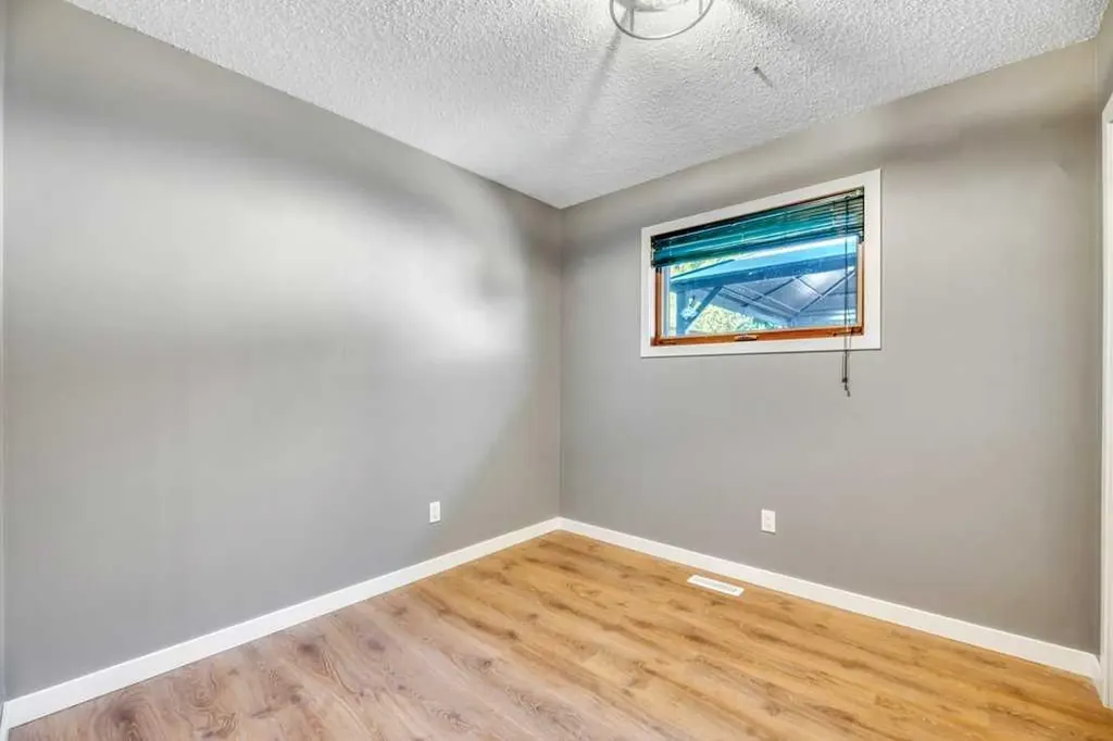 422 Cole Crescent Carseland AB T0J 0M0