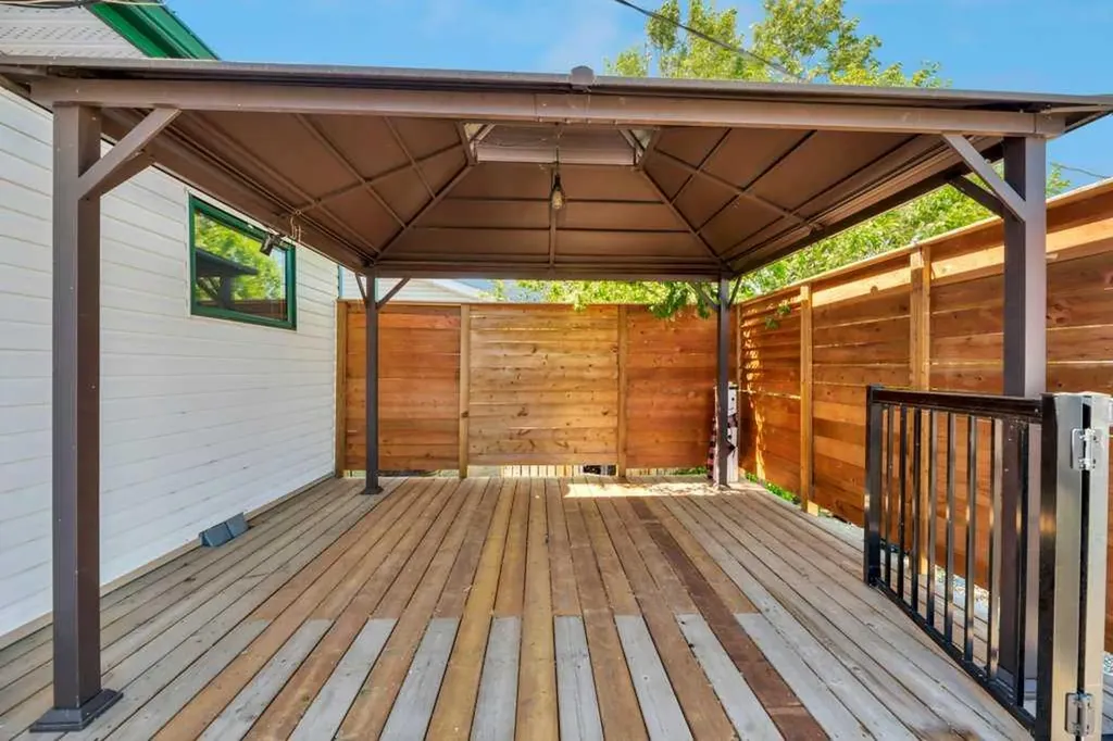 422 Cole Crescent Carseland AB T0J 0M0