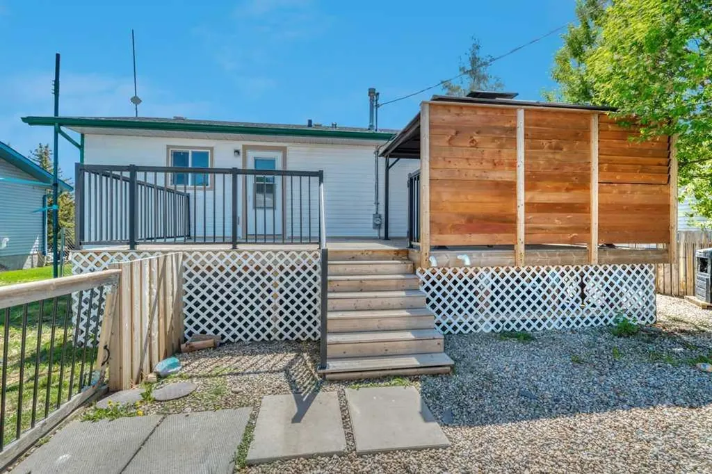 422 Cole Crescent Carseland AB T0J 0M0