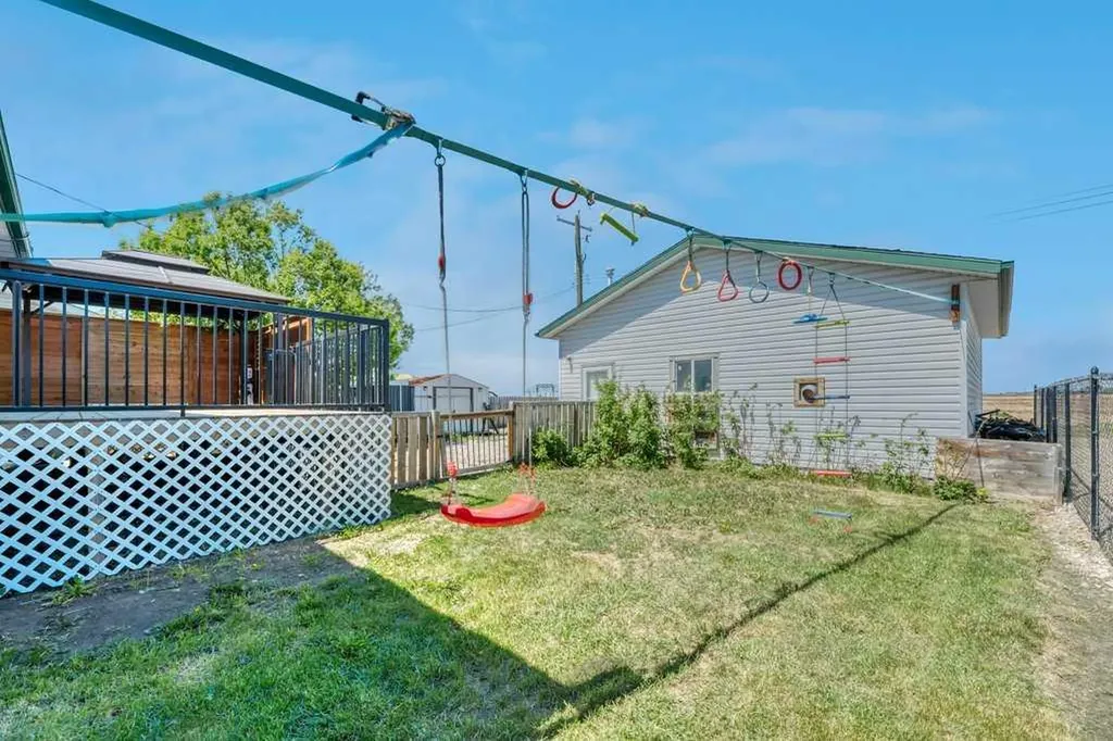 422 Cole Crescent Carseland AB T0J 0M0