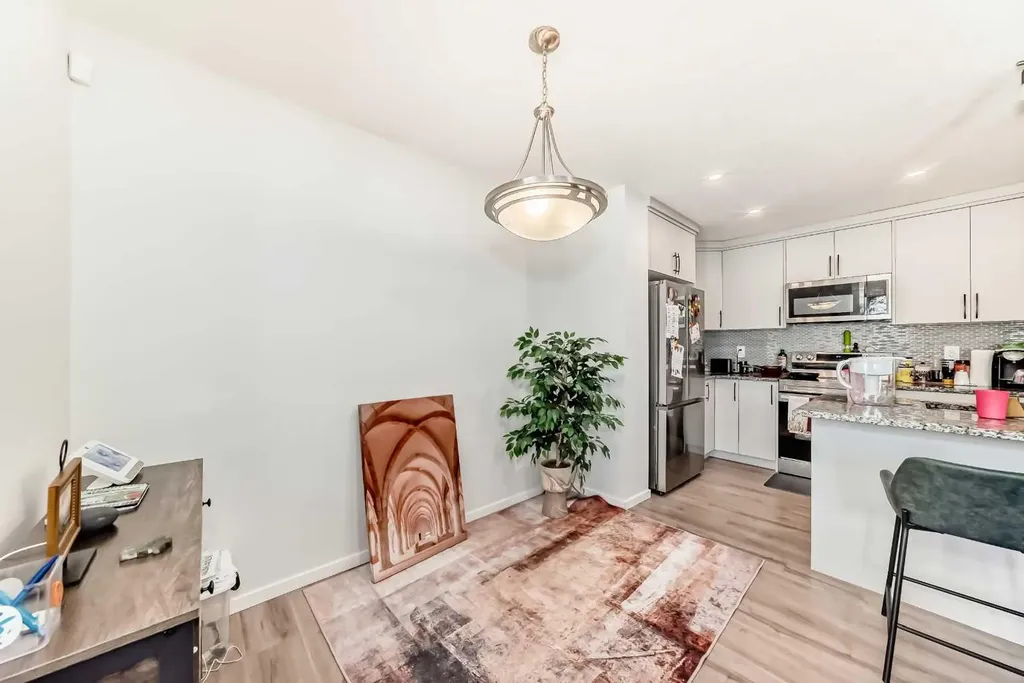1387 148 Avenue NW Calgary AB T3P 1W2