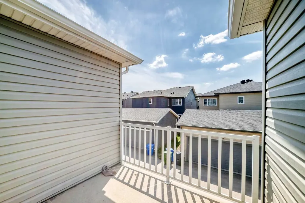 1387 148 Avenue NW Calgary AB T3P 1W2