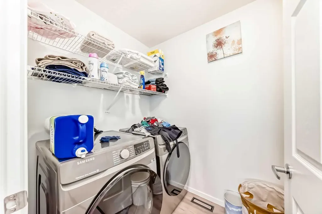 1387 148 Avenue NW Calgary AB T3P 1W2